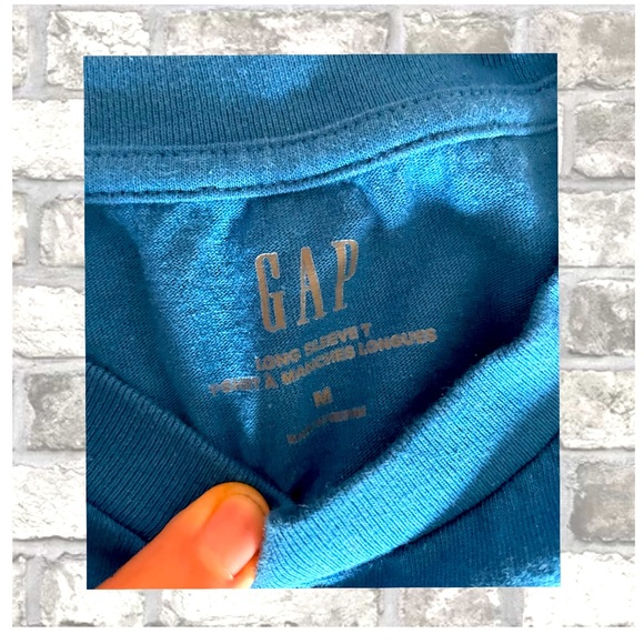 Mens Medium Gap Long Sleeve Tshirt - Picture 2 of 4